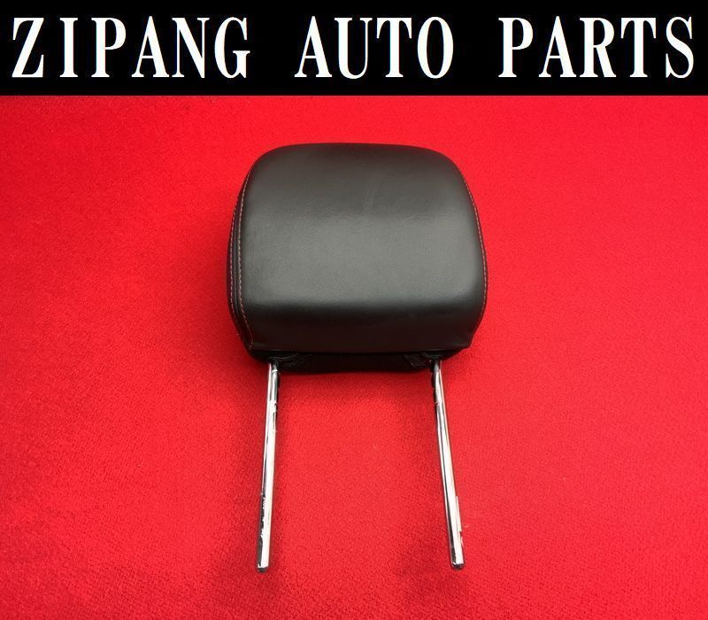 AR008 940 アルファ ジュリエッタ コンペティツィオーネ 右フロント シート ヘッドレスト ◆ブラック系 ★程度まあまあ ◎ ★即決★拍卖