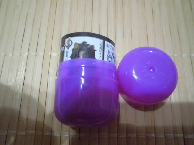 ☆チョコエッグ ツイステッドワンダーランド レオナ・キングスカラー 制服☆拍卖