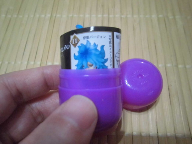 ☆チョコエッグ ツイステッドワンダーランド イデア・シュラウド寮服☆拍卖