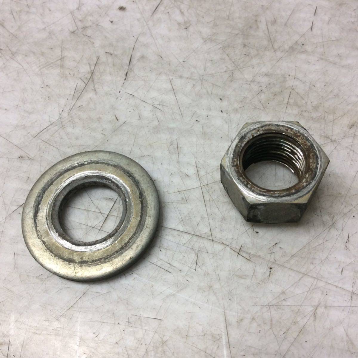 B42-35 スズキ レッツ4 パレット CA41A リアホイールナット リアアクスルナット 純正部品拍卖