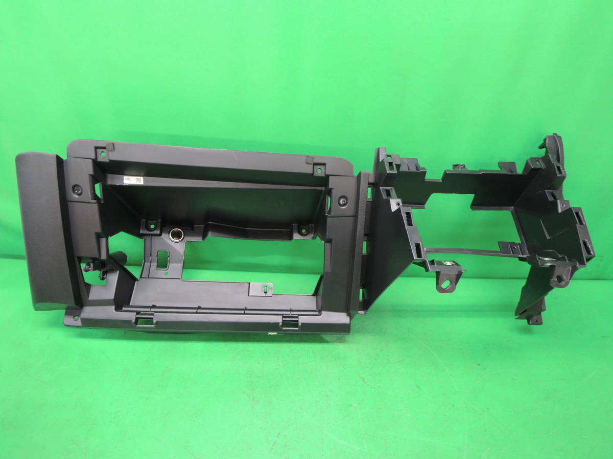 ・ DBA-ZN6 86 ハチロク GT 純正 グローブボックスパネル 66055CA000 T-7594拍卖