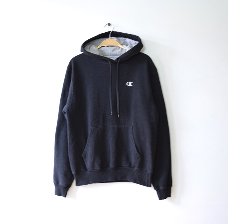 【送料無料】チャンピオン エコ オーセンティック スウェットパーカ トレーナー Cマーク 刺繍 メンズS ブラック 黒色 Champion CG0071拍卖