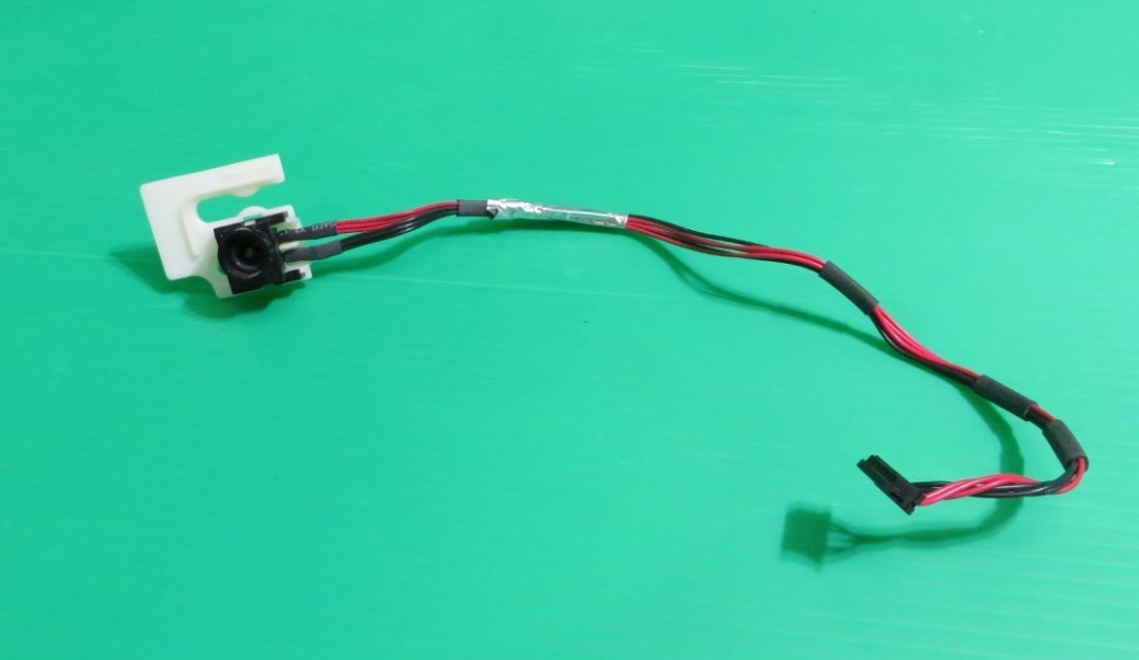 PC1445■富士通 FMV-DESKPOWER F/G70T(FMVFG70TWG)用DCコネクタ 電源コネクタ拍卖