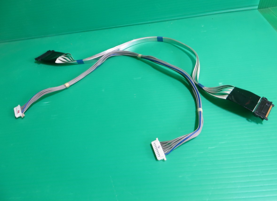 PC1408▼LG FLATRON  デジタルサイネージ用フラットパネル 55WL30MS-D 2014年製 接続コネクター 部品拍卖