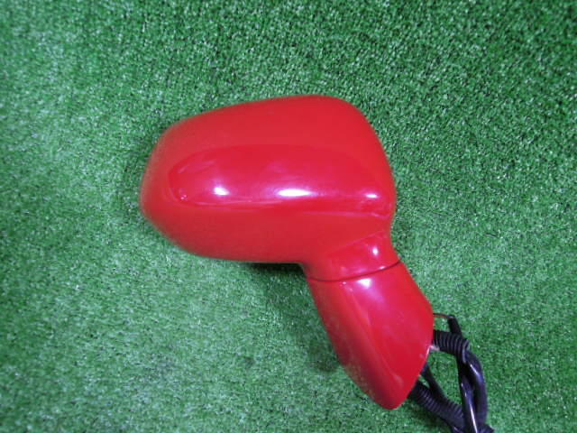 ホンダ フィット GD4 / GD3 ドアミラー 右 中古 カラー:R81 ミラノレッド 5ピン 電動格納 211038拍卖