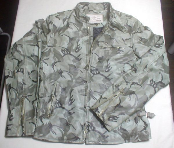 新品 AVIREX(アヴィレックス)シングルレザーJKT(M・38)カモ拍卖