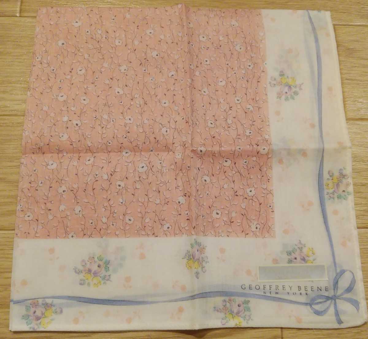 即決☆未使用☆小花が咲き乱れる♪GEOFFREY BEENE ジェフリービーン 花とリボン柄 ハンカチ ピンク 定型外120円☆拍卖