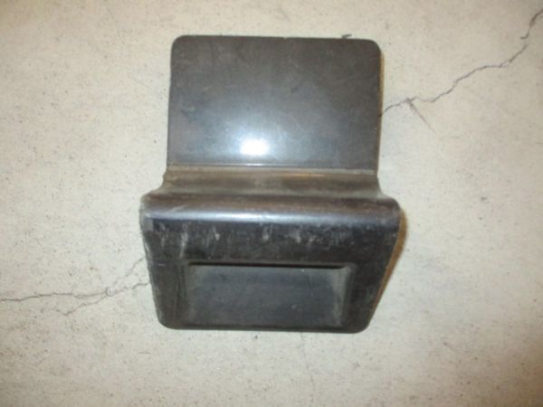 ■BMW E34 M5 リア牽引フックカバー 中古 ガンメタ 51122231633 22303815112 部品取あり トウ トゥ トーイングフック リアバンパー■拍卖