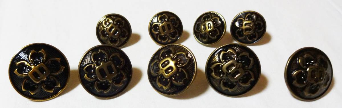 USED!中学生男子学生服ボタン(前立て用5個、袖先用4個)拍卖