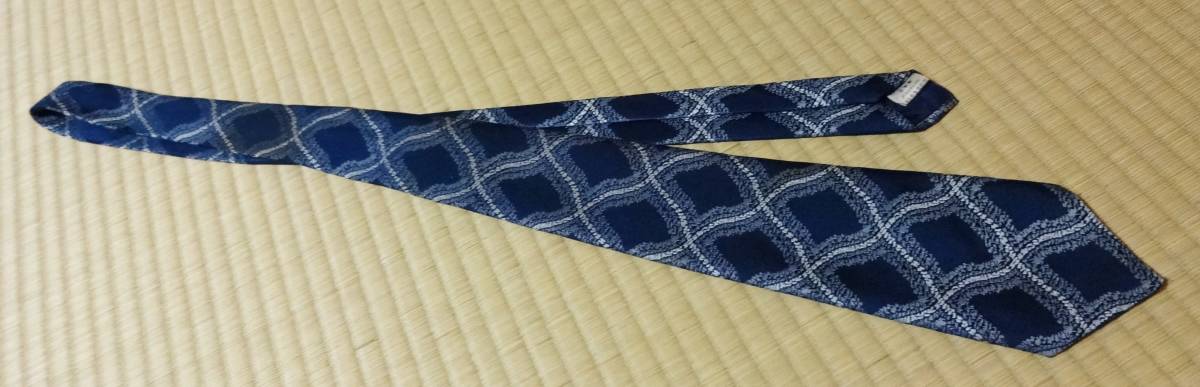 USED!美品!紺色模様のネクタイ(ポリエステル100%)永島服飾(株)日本製拍卖