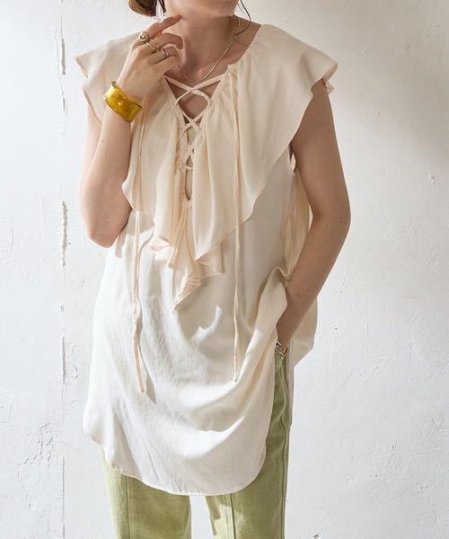 Discoat VTGボイル衿フリルノースリーブブラウス ホワイト系拍卖