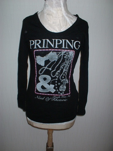 A④ 未使用☆即買♪LoversPaints黒ロゴリボン香水ネックレスプリントデザインニット拍卖