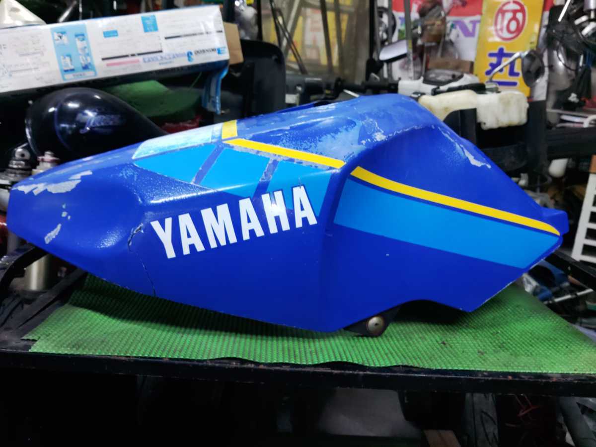 1WG FZR400 タンクカバー 補修ベース拍卖