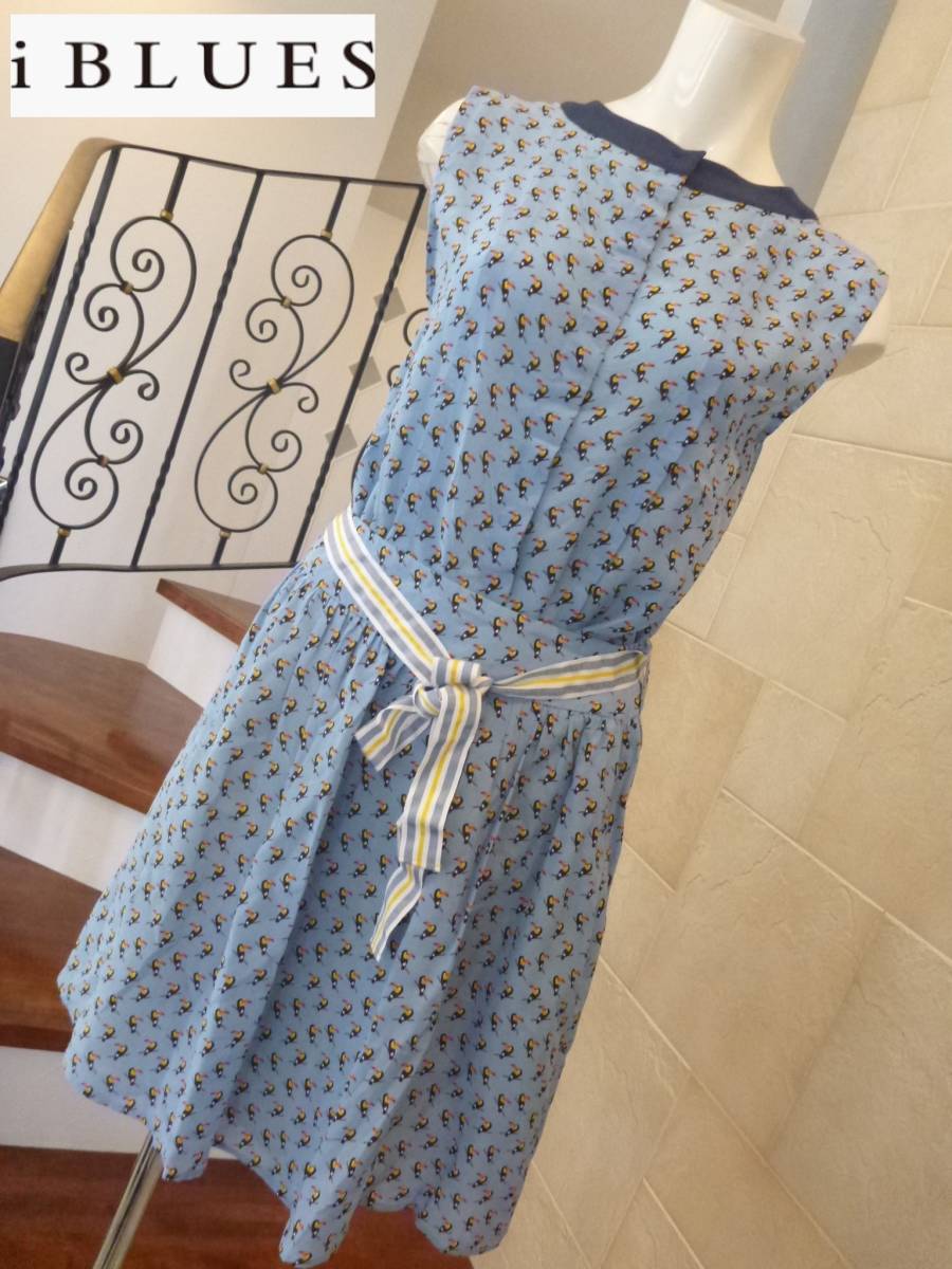5万 美品 iBLUES(イブルース) ★ 水色 オオハシ 鳥柄 シルク 上下セットアップ 38 36 S相当 大きな口ばしの鳥拍卖