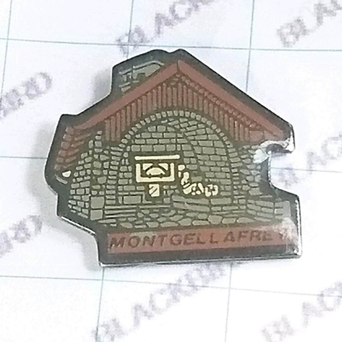 送料無料)小屋 フランス輸入 アンティーク ピンバッジ A04136拍卖