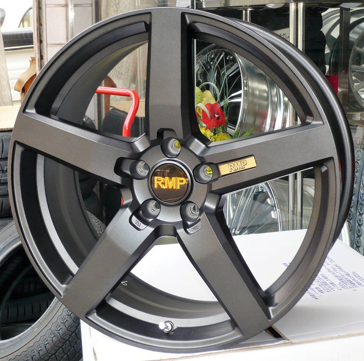 税込! HT32/HNT32系 エクストレイル ハイブリッド用ホイール 「RMP 050F」 新品1台分拍卖