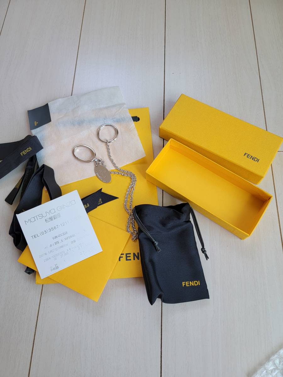 FENDI スモールレザーコレクション 懐中時計チェーン??? 新品未使用品&COACHちびタグホルダー共にDead Stock拍卖
