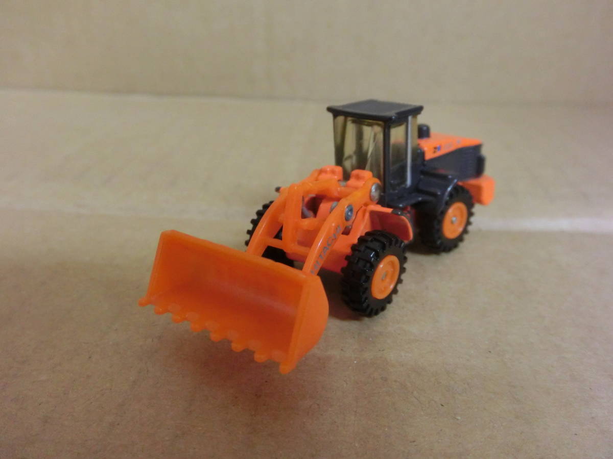 【中古品】トミカ №071 日立建機 ホイールローダ ZW220 2000 ベトナム製拍卖