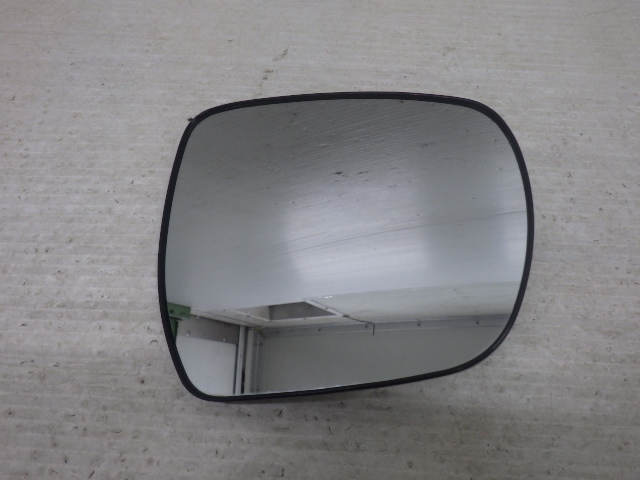 【Y0137】 美品 中古 MA27S ソリオ G 2021年 右 ドアミラーガラス 4WD用 ヒーター付 84730-83S10 即決拍卖