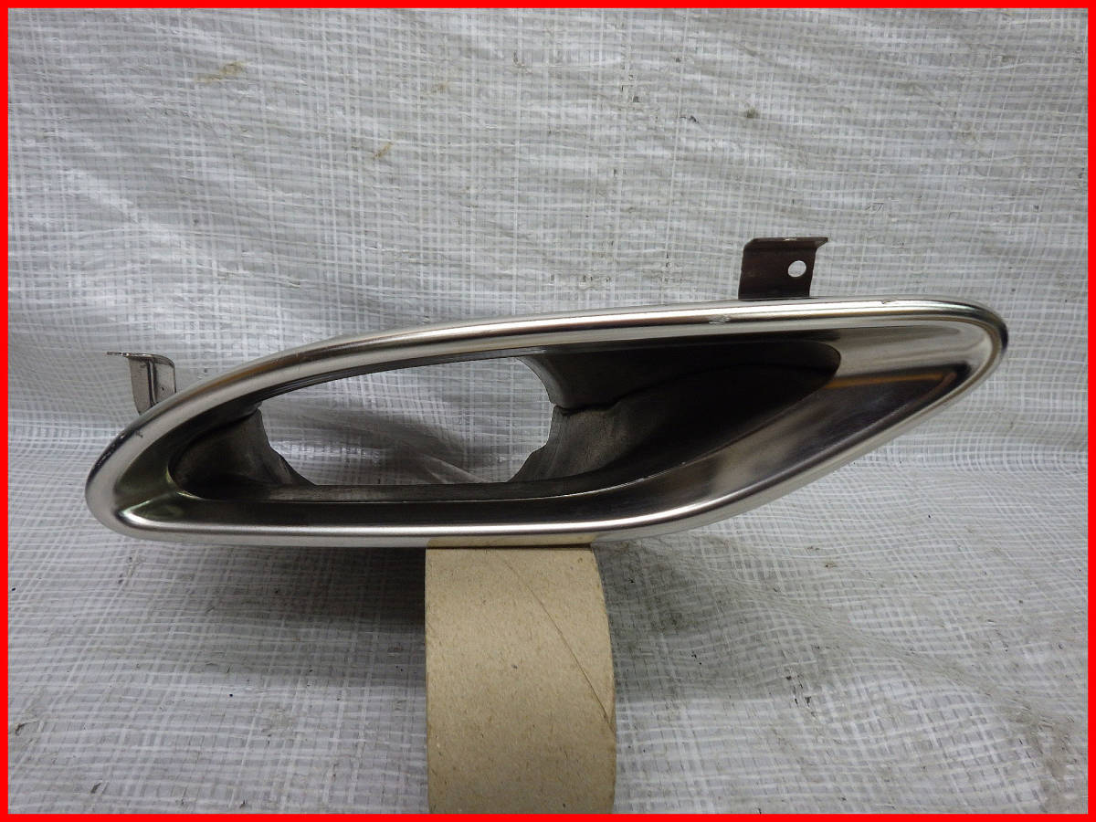 ベンツ W205 Cクラス 純正リアバンパーマフラーカッター 左 左側 A 205 490 03 00 メルセデス・ベンツ拍卖