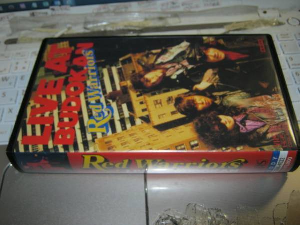 RED WARRIORS レッドウォーリアーズ / LIVE AT BUDOKAN VHS ダイアモンドユカイ 木暮武彦 レベッカ拍卖