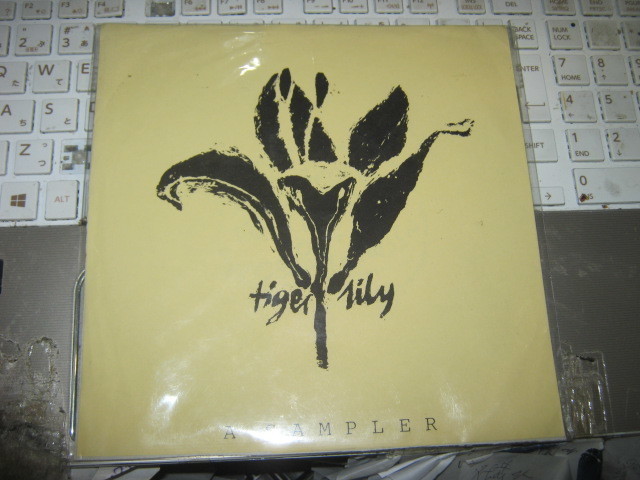 Life With Patrick / Asphalt Ribbons Tiger Lily - A Sampler Splitソノシート Tindersticks拍卖