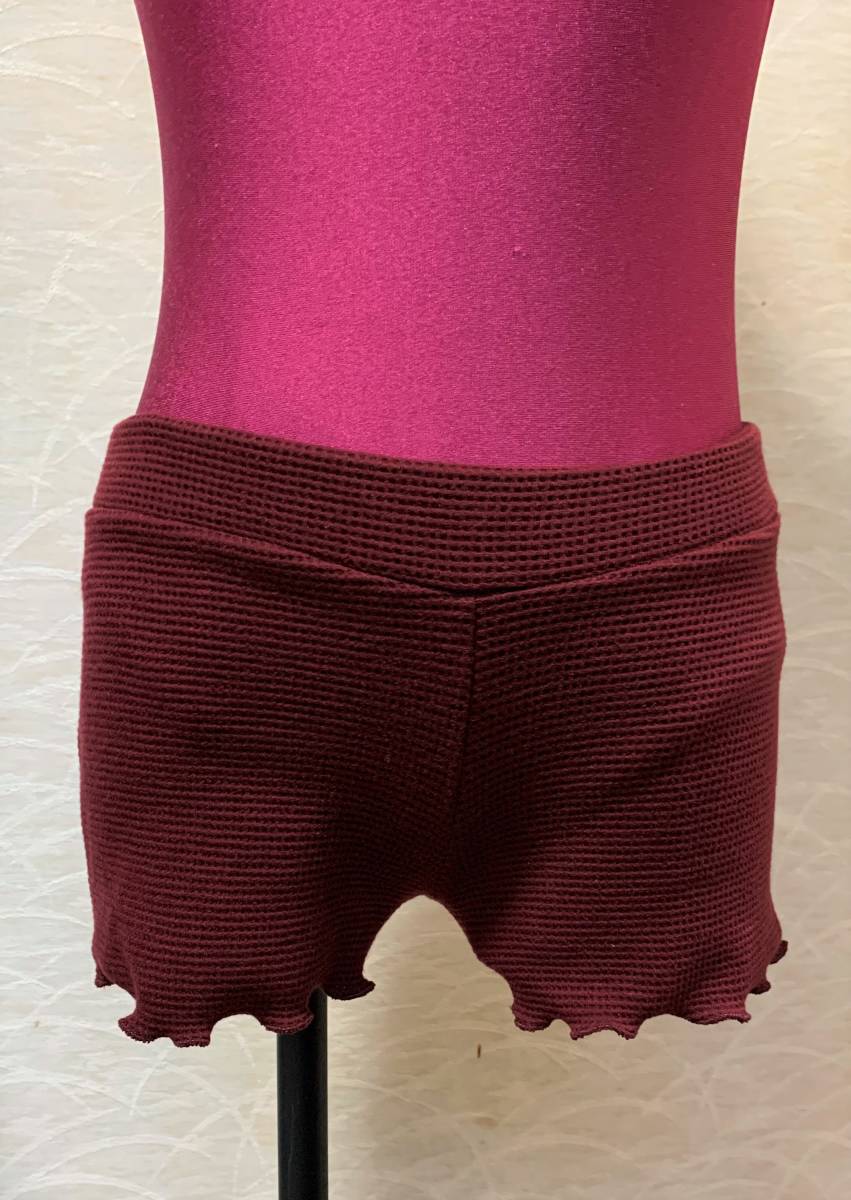 特価!バレエ ショートパンツ ワッフルニット ワイン 130拍卖