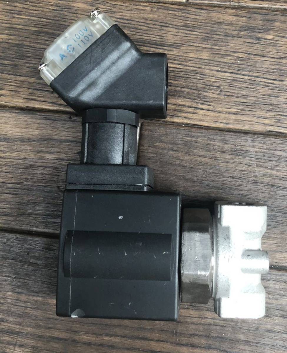 SMC VX2330H-02-1TLR1 AC 100V 110V拍卖