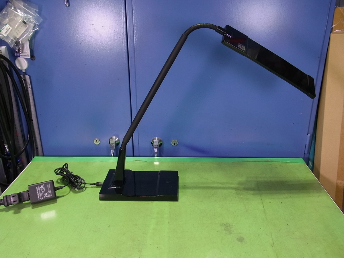 ■■【即決】KOWA 興和オプトロニクス LUPINUS ルピナス LEDデスクライト スタンド式 EK241 動作確認OKな程度の良いUSED品!拍卖