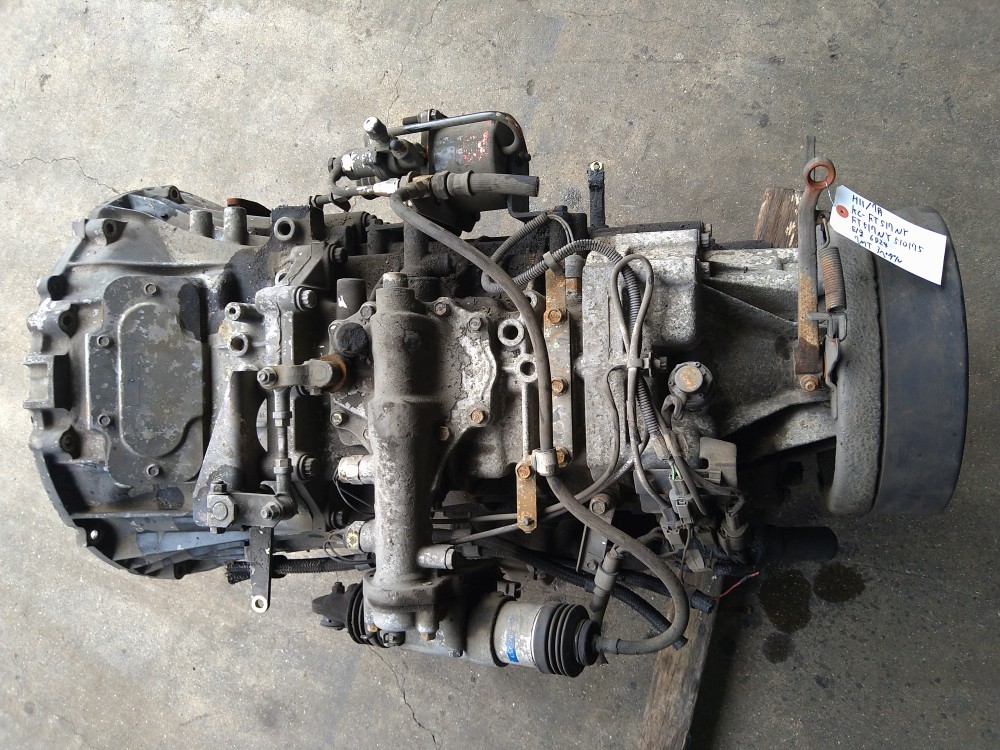 ミッション 7MT 3ペダル 6D24 三菱 ふそう スーパーグレート 平成11年7月 KC-FT517NY トラック 2021102203 0175 拍卖