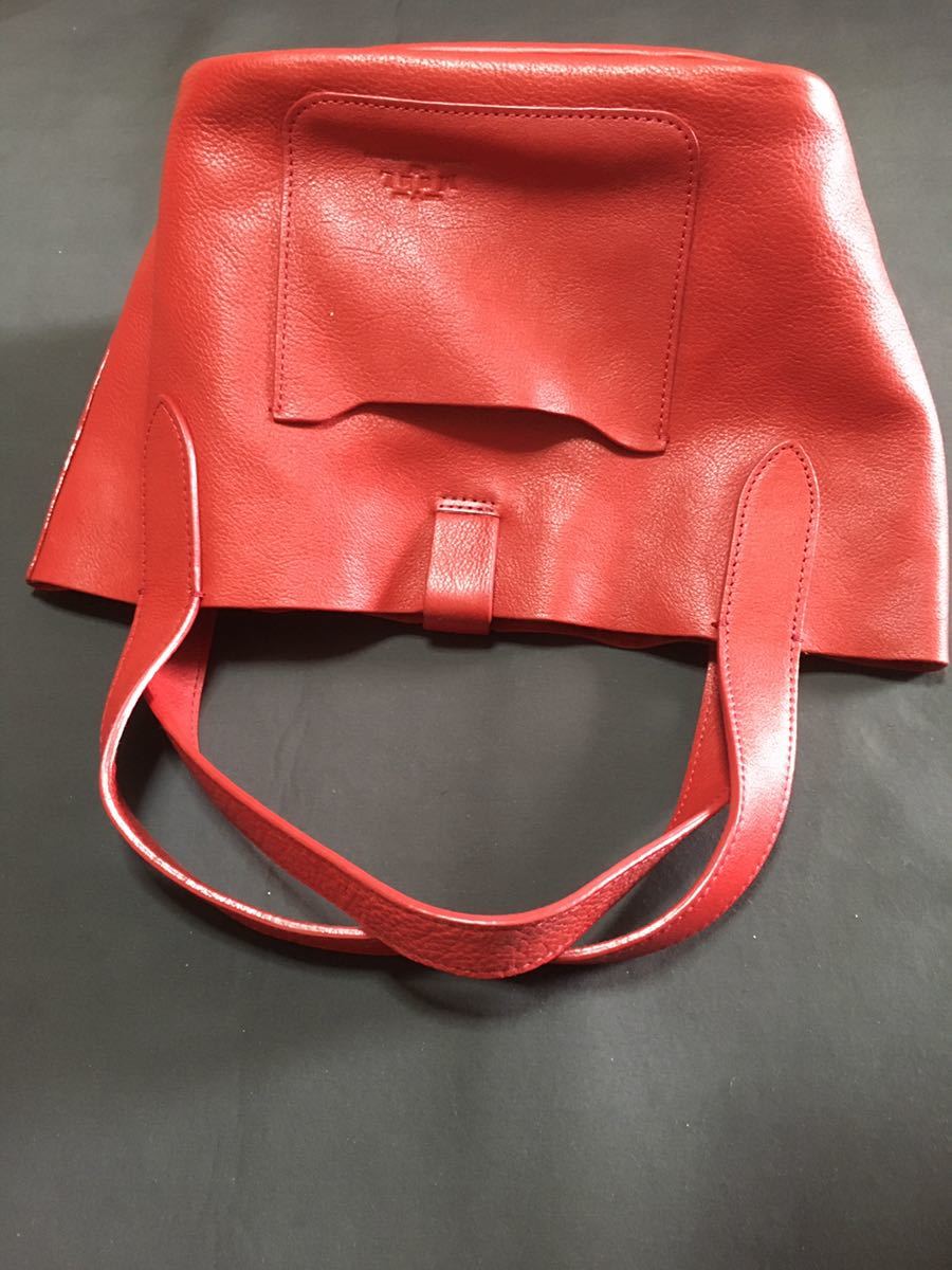送料無料 新品 MahL+81 マール 赤色トートバッグ 本革 インナーバック付き拍卖