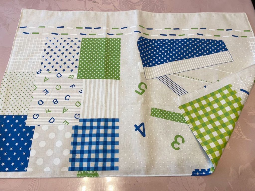 No.95 大判裏付ランチョンマット ハンドメイド 40x60 文具柄拍卖