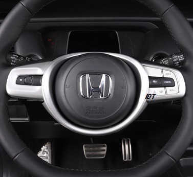 新型 フィット GR系 ステアリングホイール ガーニッシュ 銀 インテリアパネル ハンドル リング パネル ステアリング スイッチ カバー拍卖