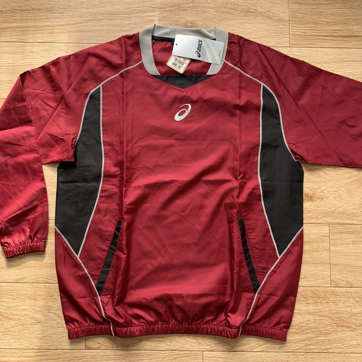 asics アシックス プルオーバージャケット 150cm エンジ拍卖