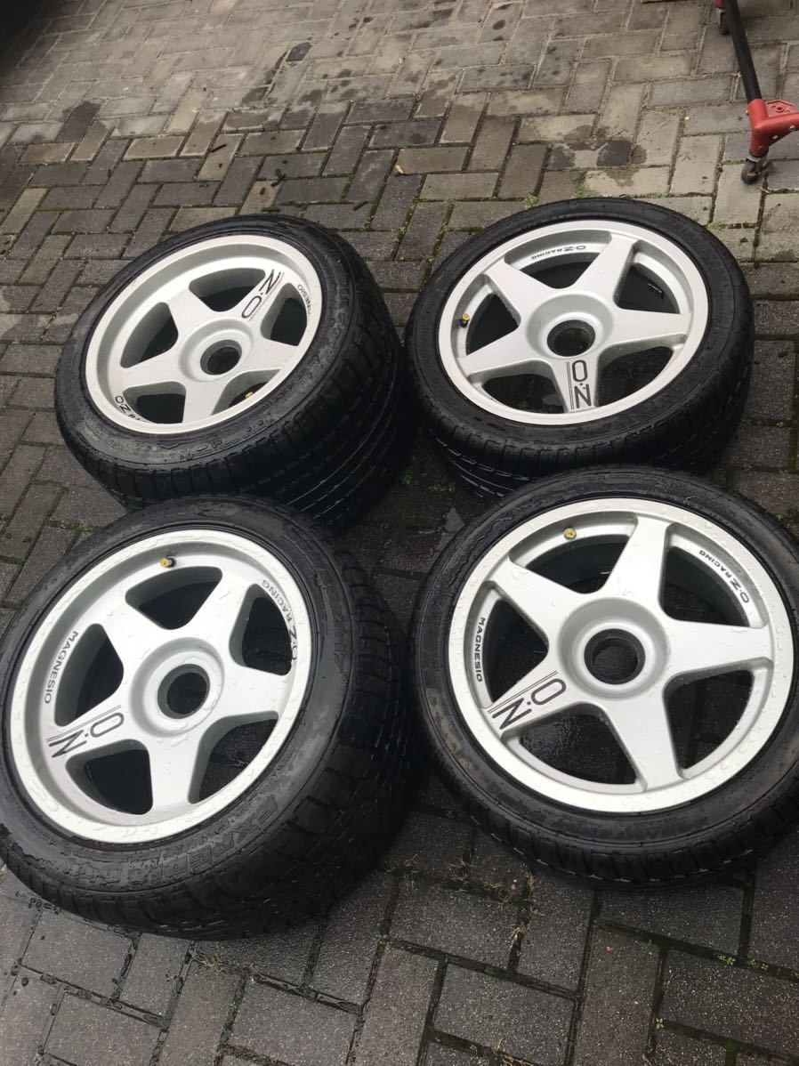 フェラーリ F40用OZマグホイール拍卖