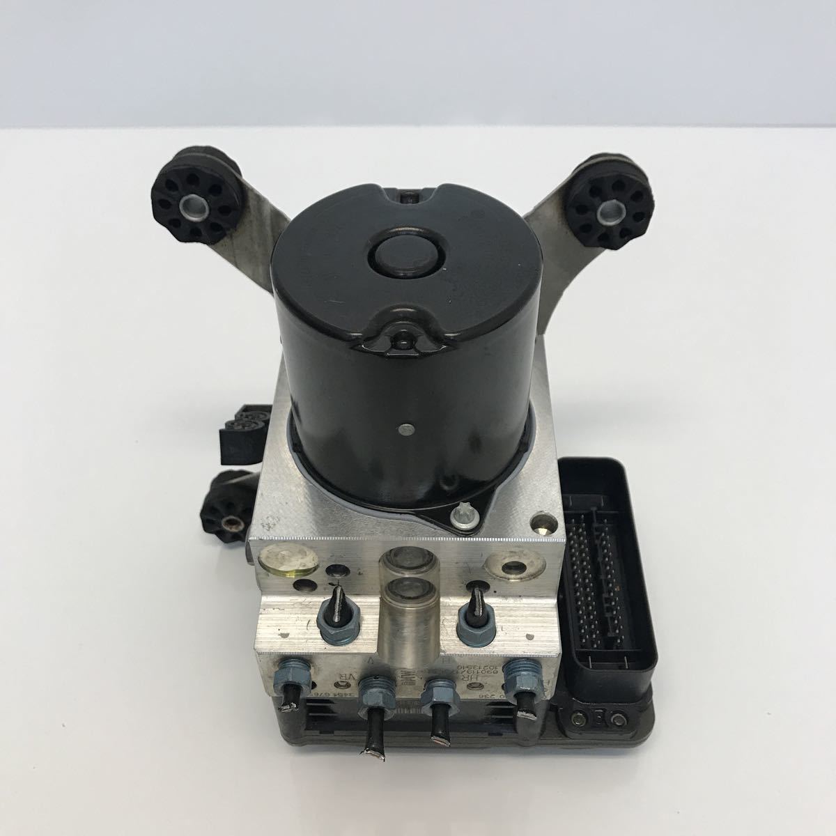 ★BMW7シリーズF01前期★純正 ABSユニット/アクチュエーター/中古品 ABA-KA30 YA156-R拍卖