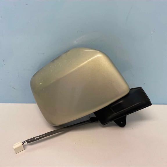 ★ダイハツ ムーヴ③★右ドアミラーCBA-L150S AK334拍卖