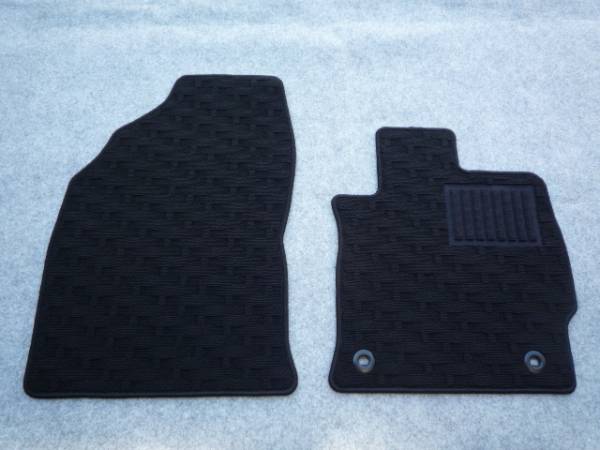 プリウス アルファ7人乗 ZVW40Wフロントマット ◇選べるカラー2色◇ 新品E-bk①+①拍卖