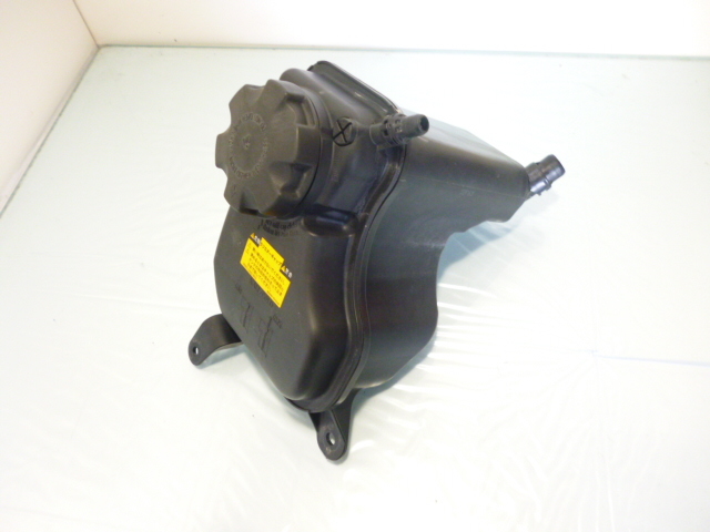 ★BMW 1シリーズ E87 ラジエーター リザーブタンク サブタンク★拍卖