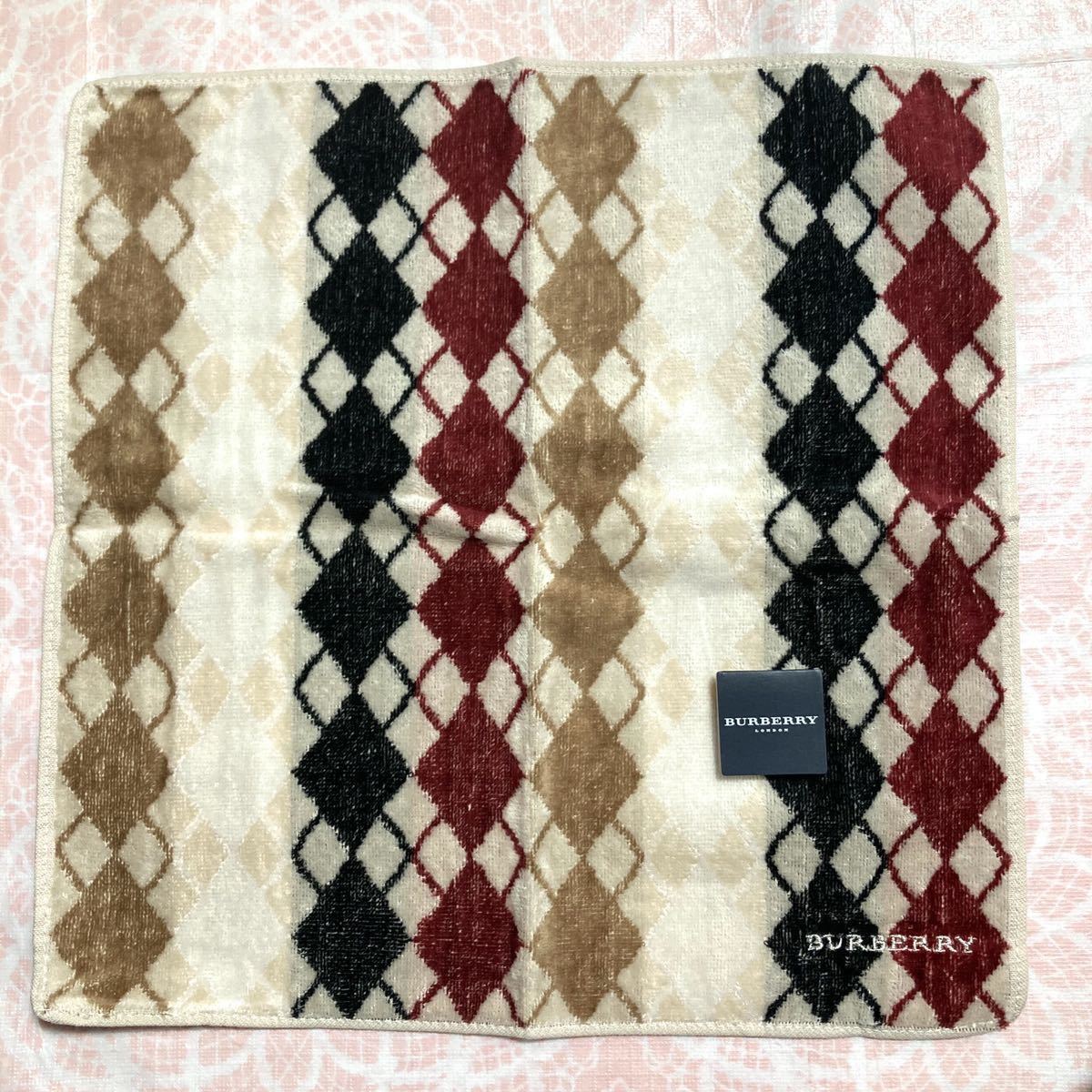 【人気柄】新品/BURBERRY/タオルハンカチ/正規品/バーバリー/綿100%/未使用/即決あり/匿名発送/ノバチェック/レディース/女性用/アーガイル拍卖