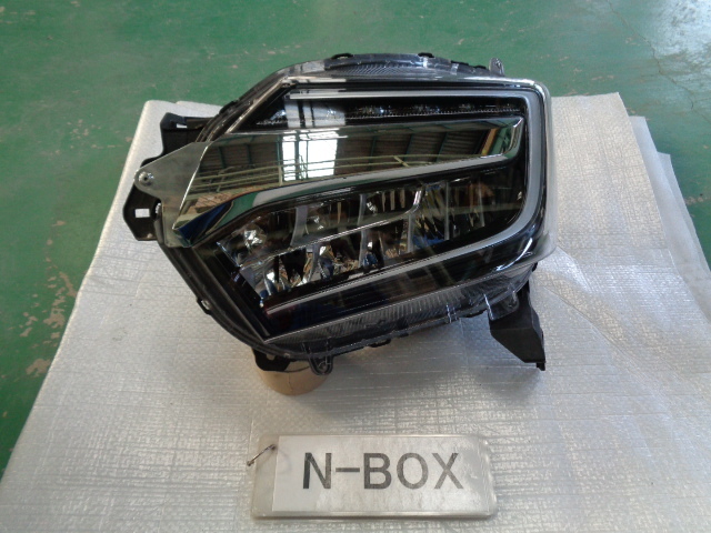 N-BOXカスタム JF3 左ヘッドランプユニット LED 即決 5702拍卖