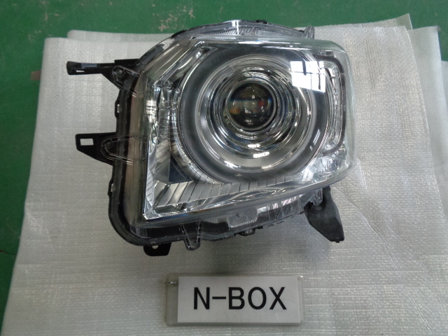 N-BOX JF3 右ヘッドランプユニット LED 即決 5706拍卖
