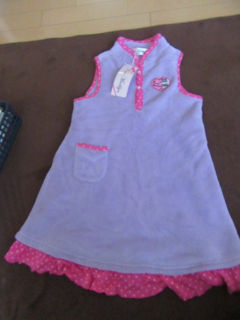 新品アイアムマリリン120センチふわふわフリル付きワンピース激安即決700円ピアノ好きなお子様にも!拍卖