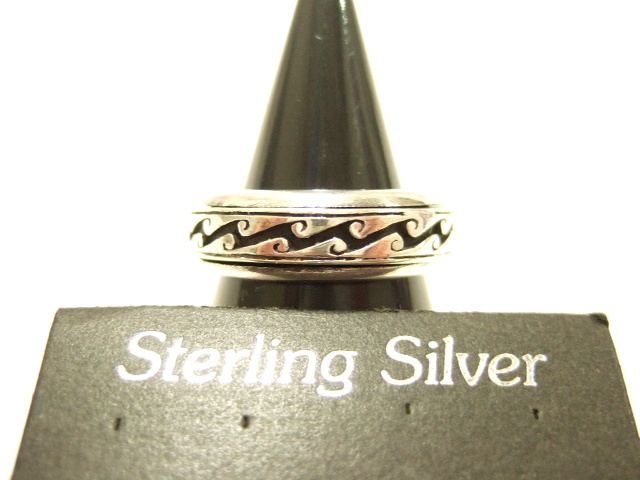 横浜最新 シルバー925SILVER 銀スピンリング♪魅惑の波の文様 16号 送料220円ξgRξ ξb21z拍卖