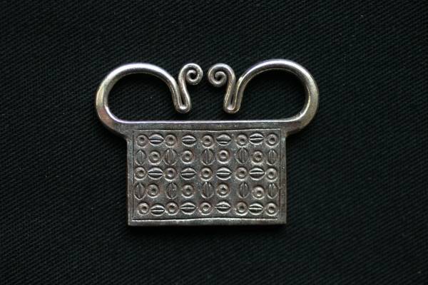 Ethnic Accessory Thailand ( Karenカレン民族)5 / エスニック民族アクセサリーペンダント拍卖