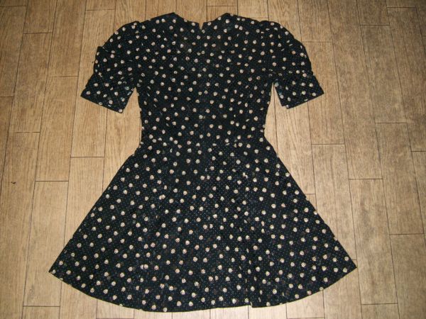 昭和レトロ★お嬢様,やまとなでしこ★ワンピース 黒×てんとう虫拍卖