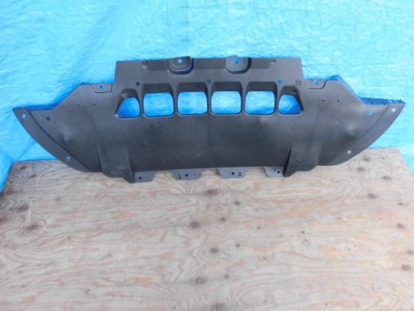 マセラティ ギブリ アンダーカバー 670001748 J842AP拍卖