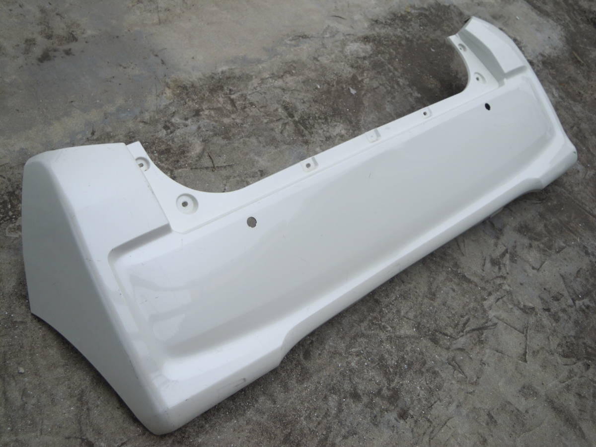 P LA150S LA160S ムーヴ リアバンパー 純正 52159-B2820拍卖