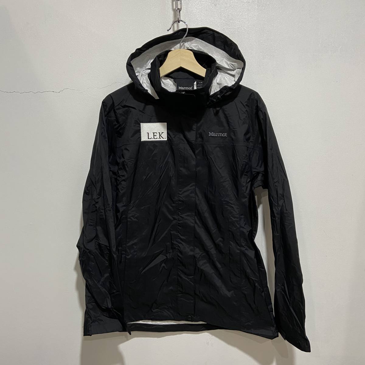 ☆送料無料☆Marmot☆マーモット☆タグ付き未使用品☆プレシップジャケット☆マウンテンパーカー☆レディースL☆黒☆J21拍卖