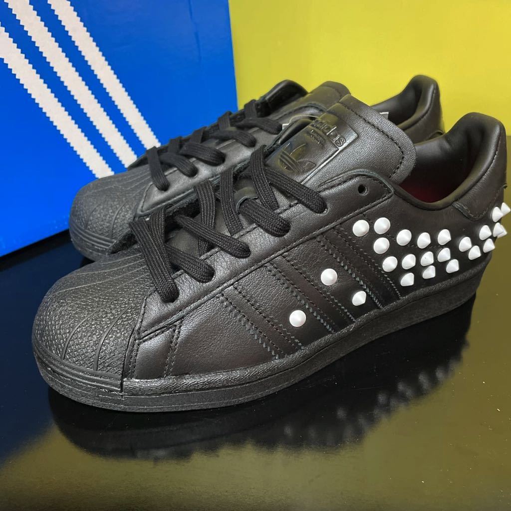 23.5cm★ 新品 アディダス オリジナルス スーパースター スタッズ adidas SUPERSTAR W WHITE STUD レザー スニーカー 黒 FV3343拍卖